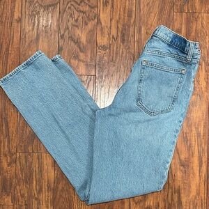 Abercrombie 90’s Straight Ultra High Rise Jeans